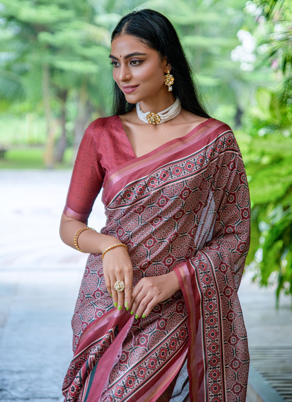 Trendy Saree Cotton Silk Maroon Print Saree