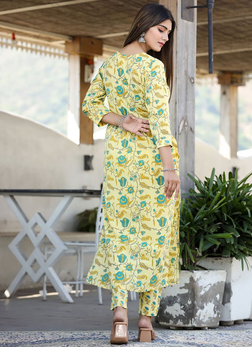 Fabclub Women Muslin Foil Print Stright Designer Kurti (Yellow) - Fabclub -  3425549