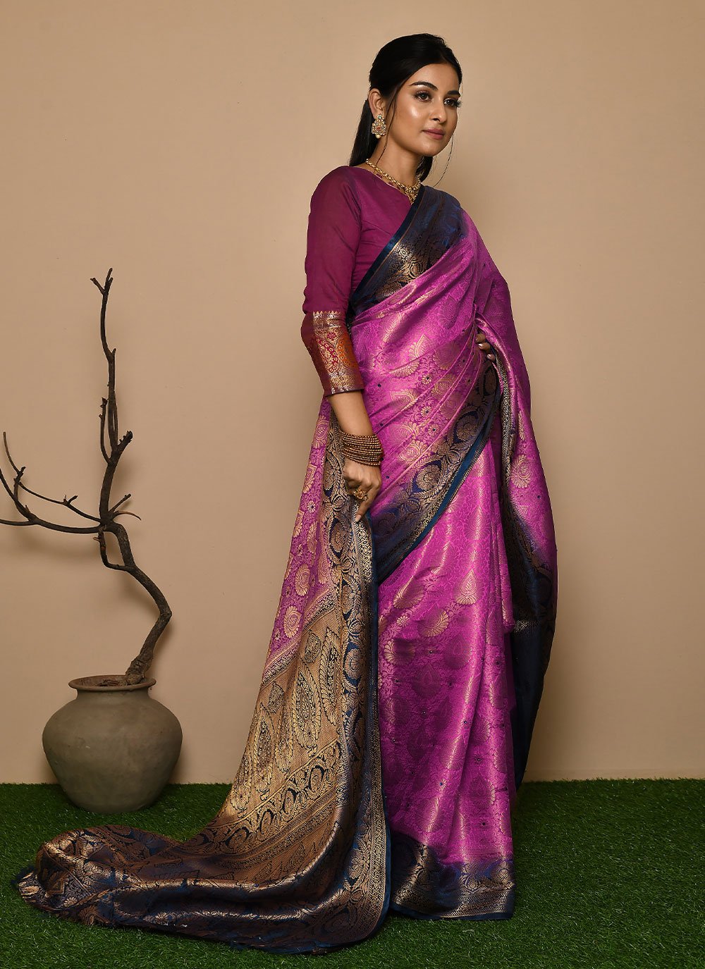 Classic Kanjivaram Silk Purple Weaving Saree