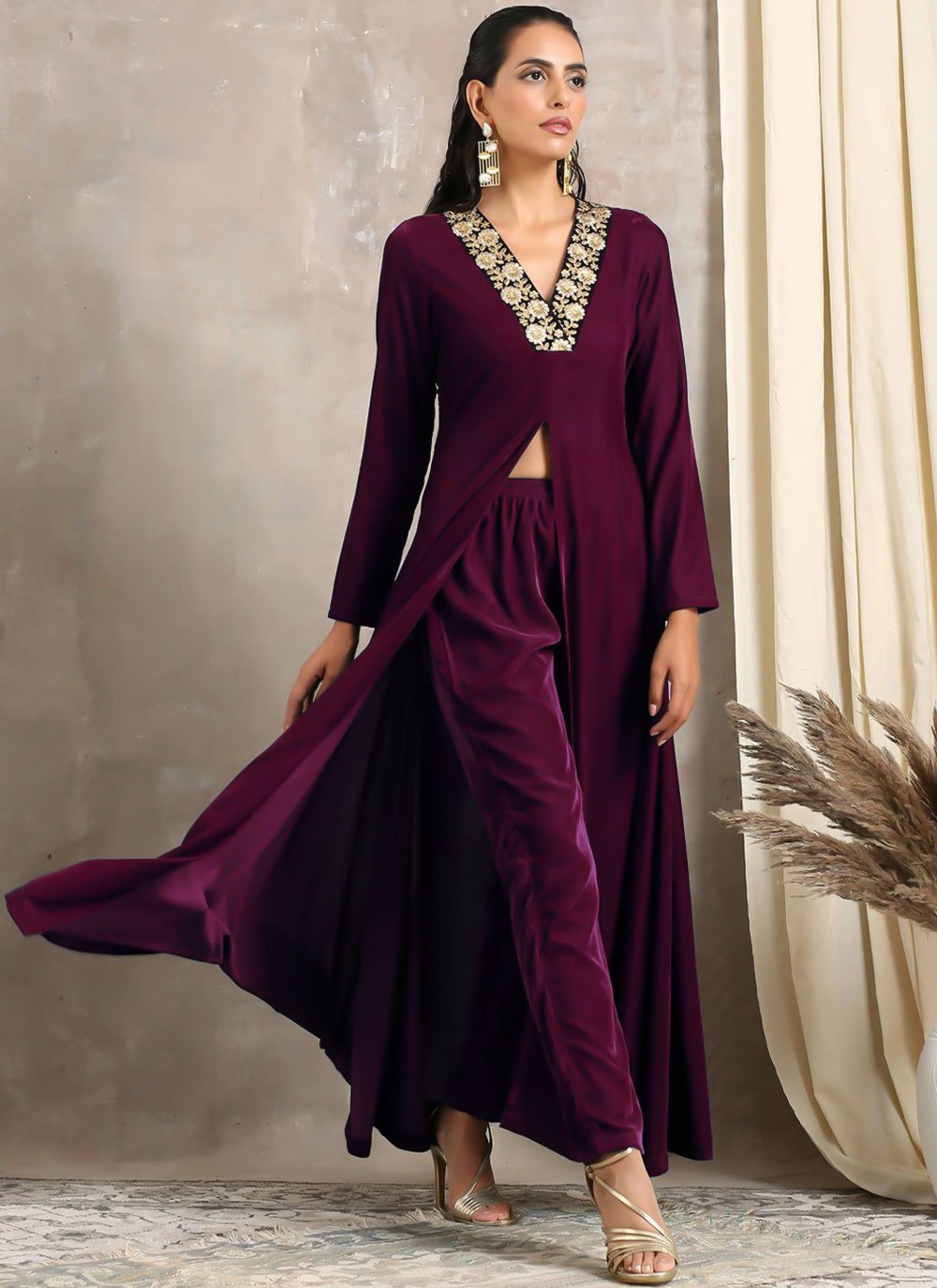 Casual Kurti Velvet Purple Embroidered Kurtis