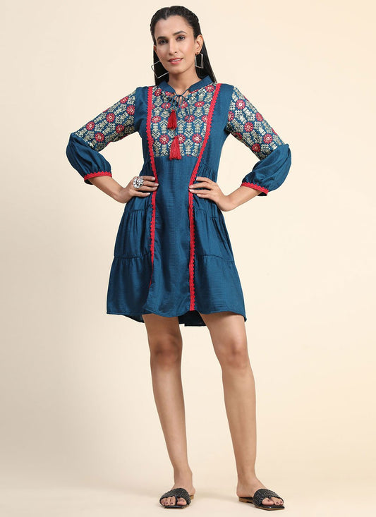 Casual Kurti Rayon Viscose Rama Embroidered Kurtis