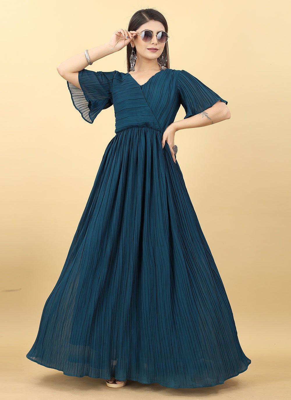 Gown Georgette Rama Plain Gown