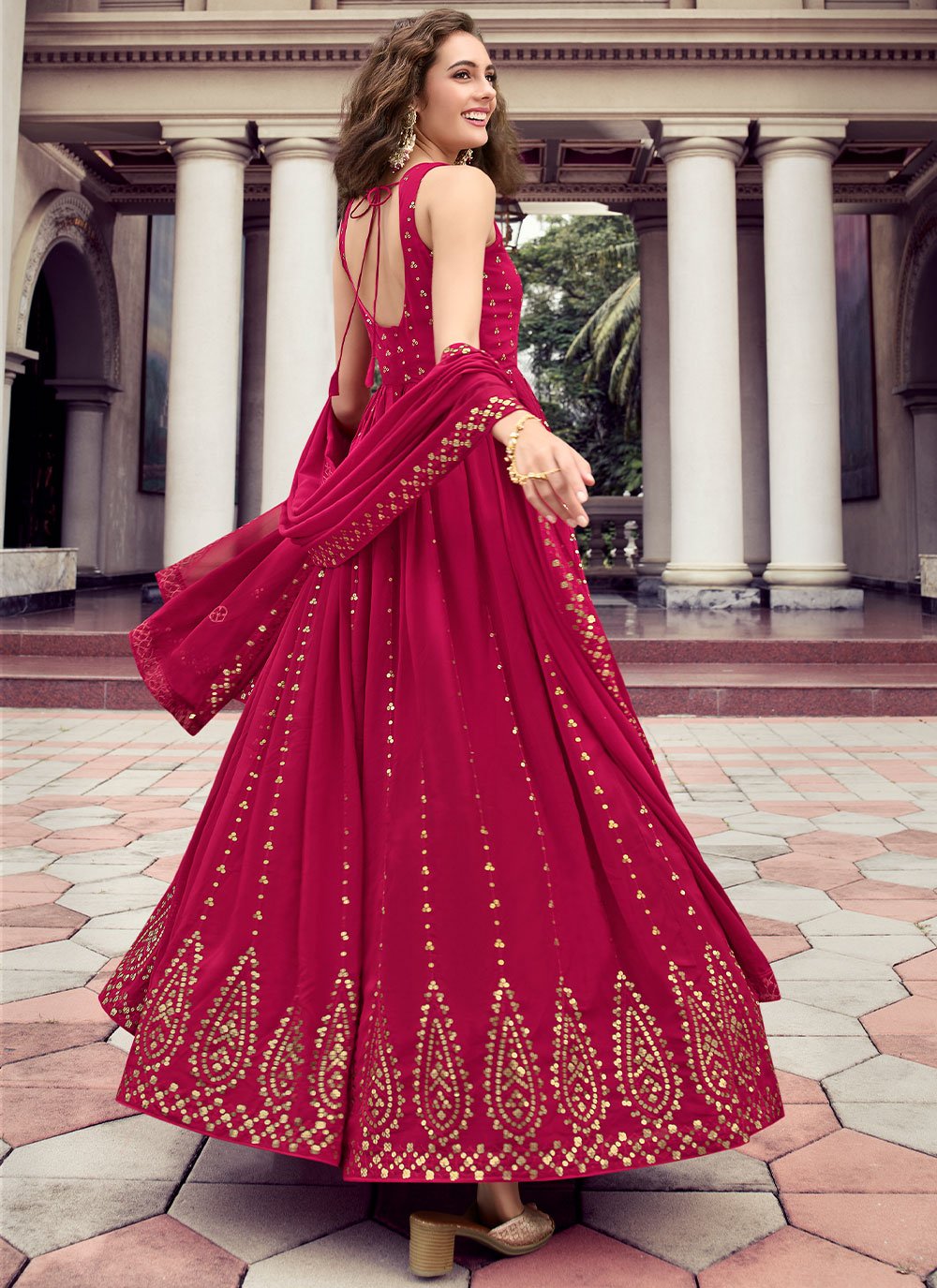 Gown Georgette Rani Embroidered Gown