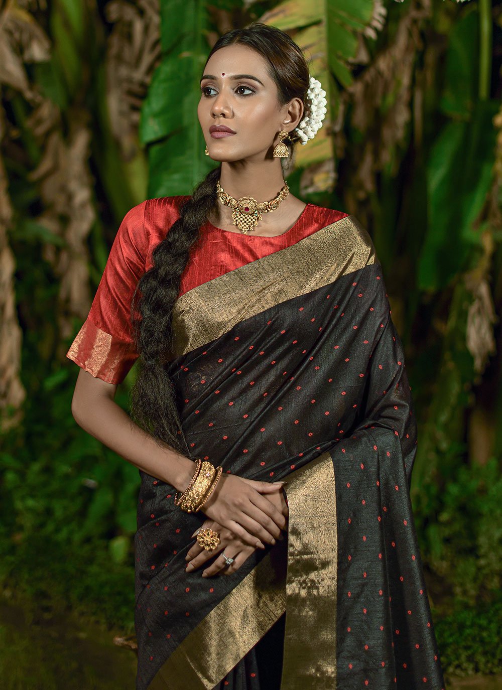 Bandhani Saree Raw Silk Black Woven Saree