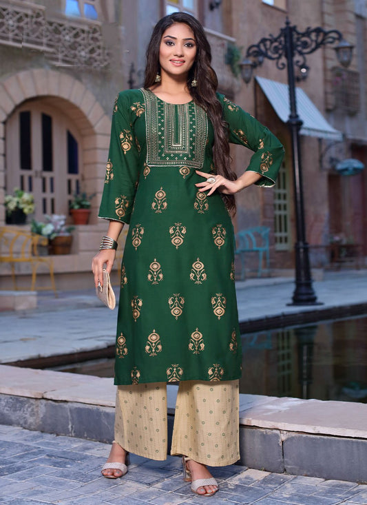 Casual Kurti Rayon Green Foil Print Kurtis