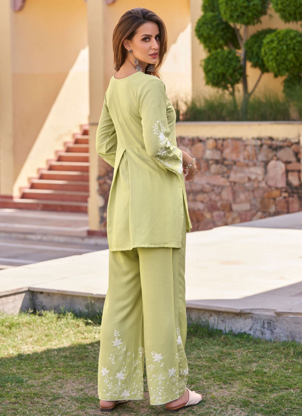 Casual Kurti Rayon Green Embroidered Kurtis