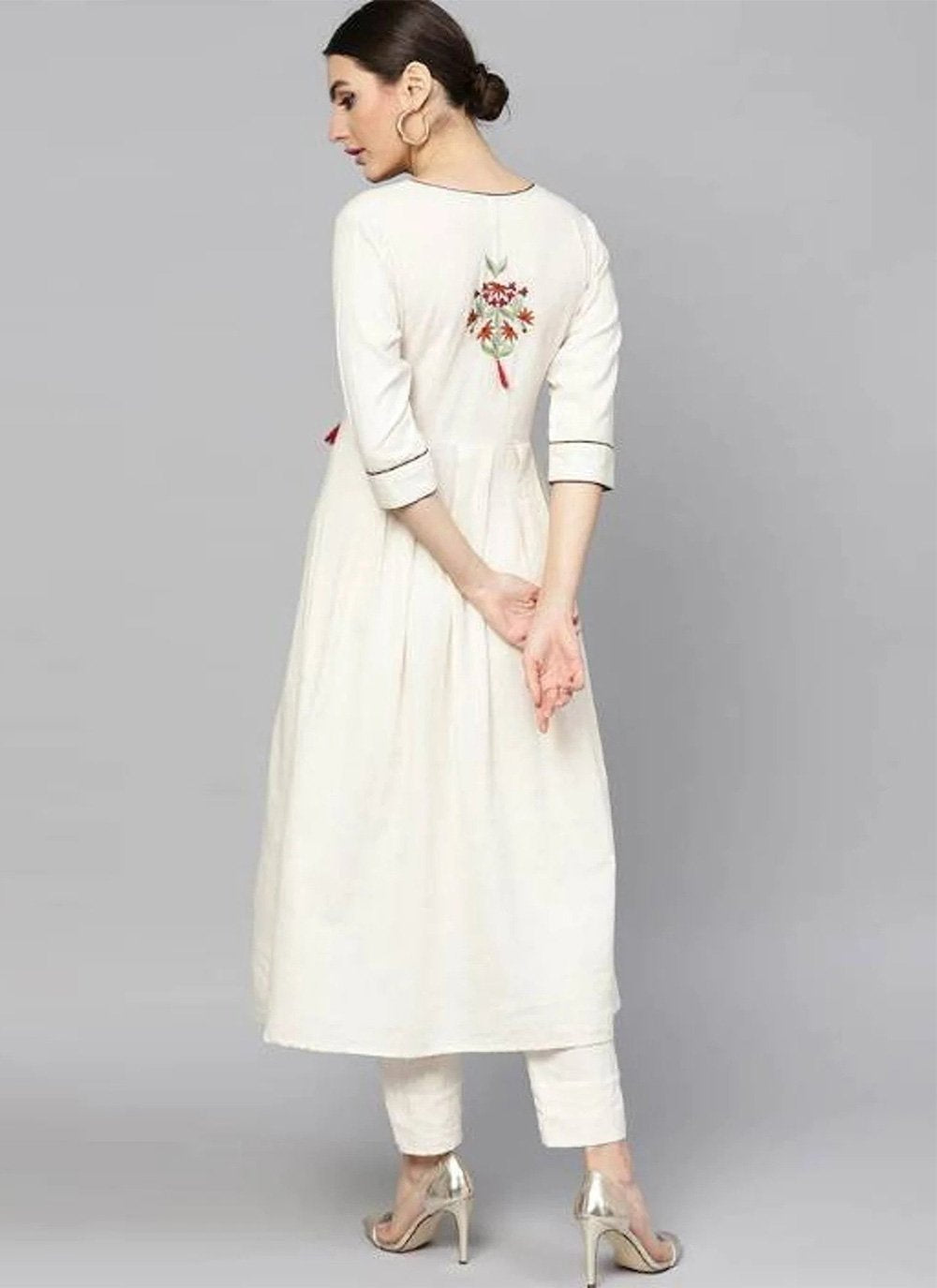 Casual Kurti Rayon Off White Embroidered Kurtis