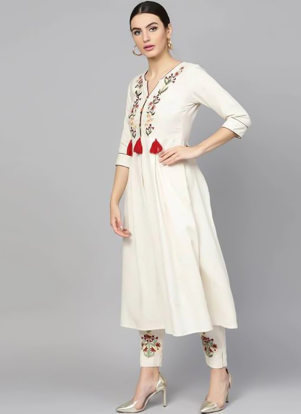 Casual Kurti Rayon Off White Embroidered Kurtis