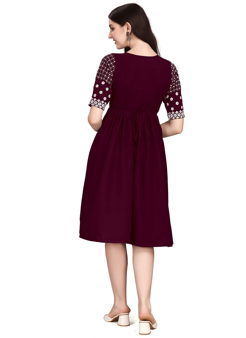 Casual Kurti Rayon Purple Embroidered Kurtis