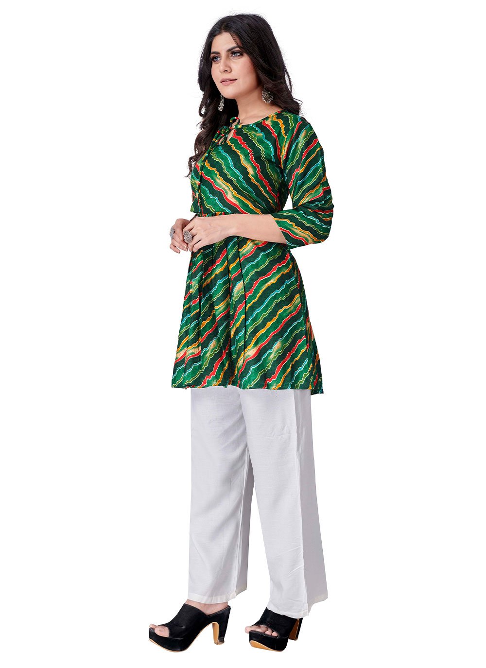 Casual Kurti Cotton Rayon Green Foil Print Kurtis