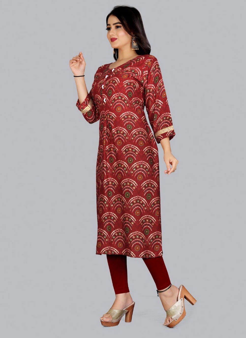 Casual Kurti Rayon Viscose Maroon Foil Print Kurtis