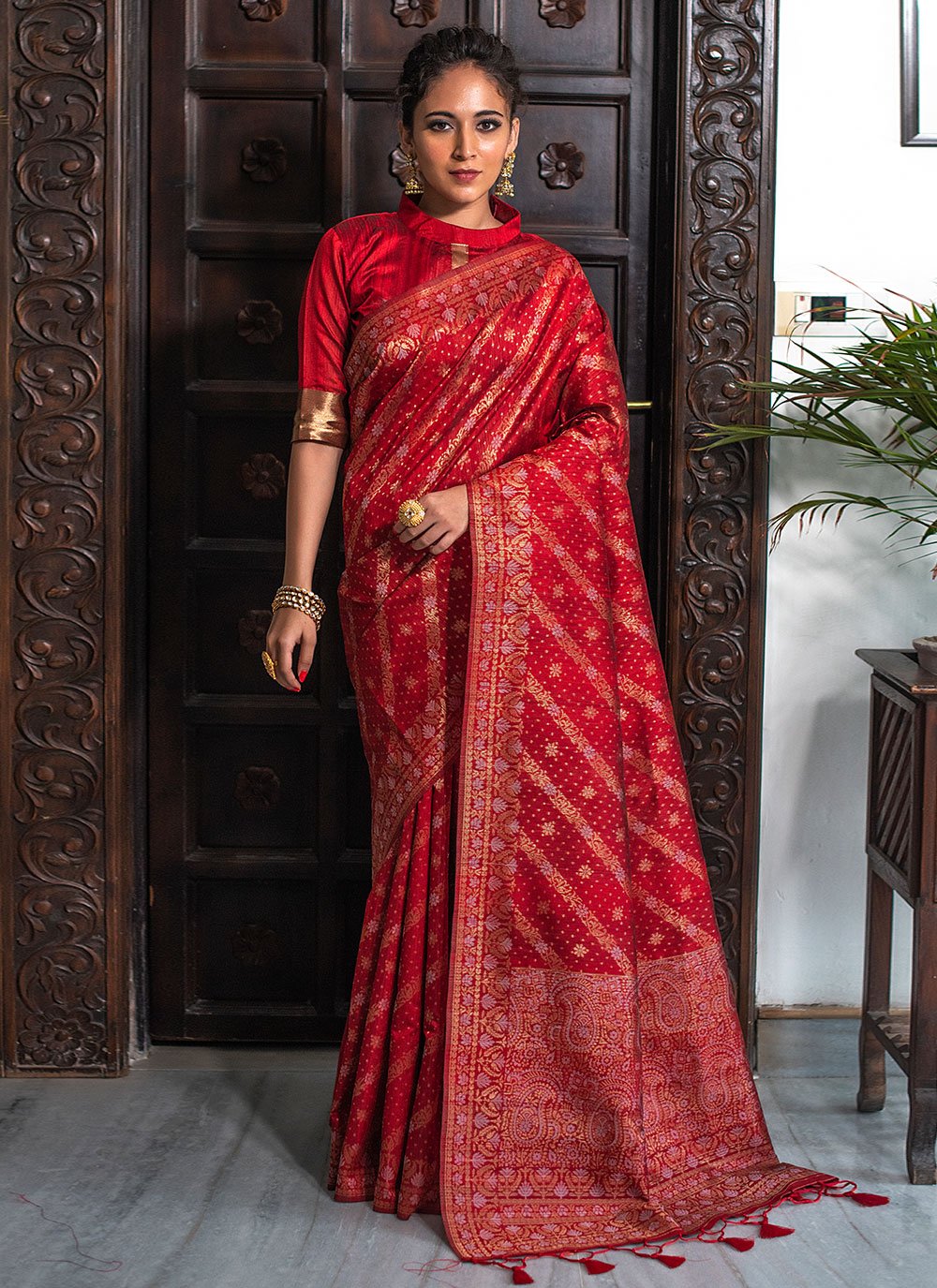 Trendy Saree Tussar Silk Red Woven Saree
