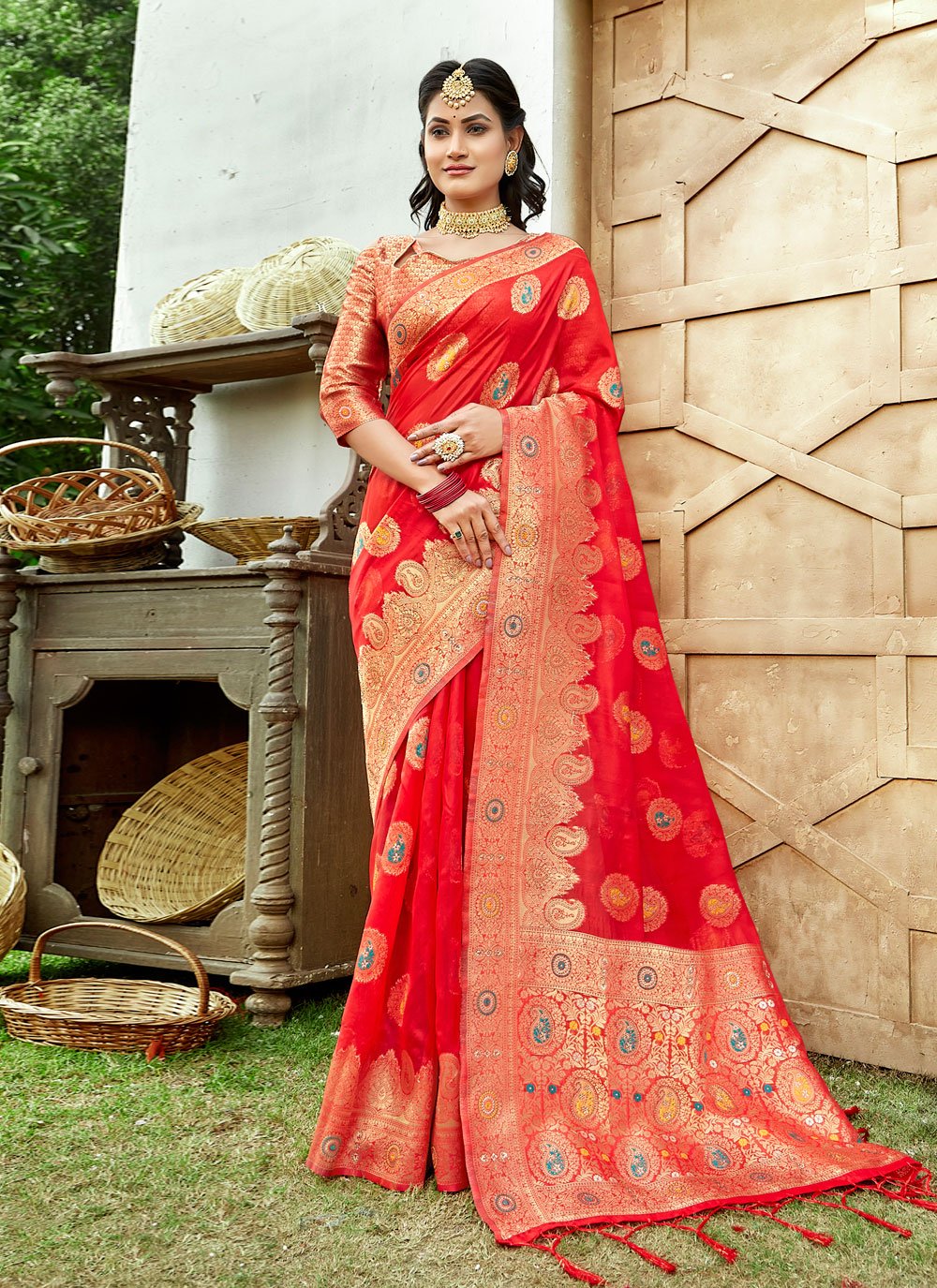 Trendy Saree Organza Red Embroidered Saree