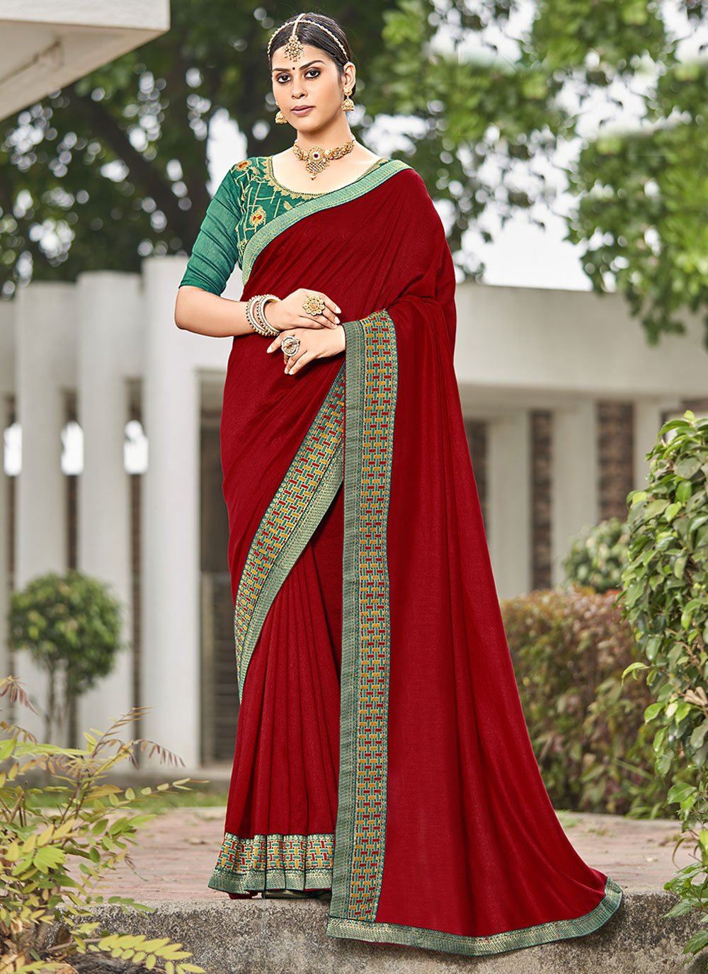 Contemporary Vichitra Silk Red Jacquard Work Saree