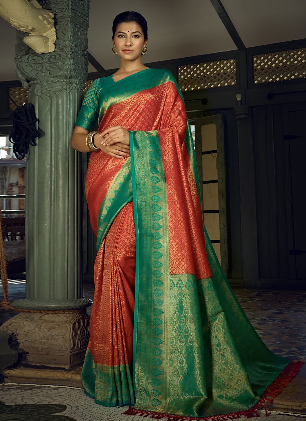 Classic Kanjivaram Silk Red Weaving Saree