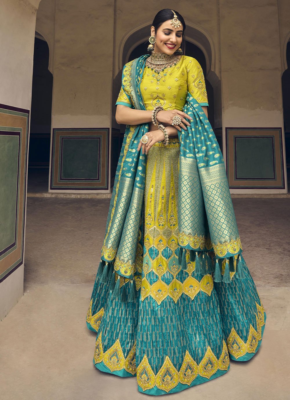 Lehenga Choli Banarasi Silk Green Embroidered Lehenga Choli