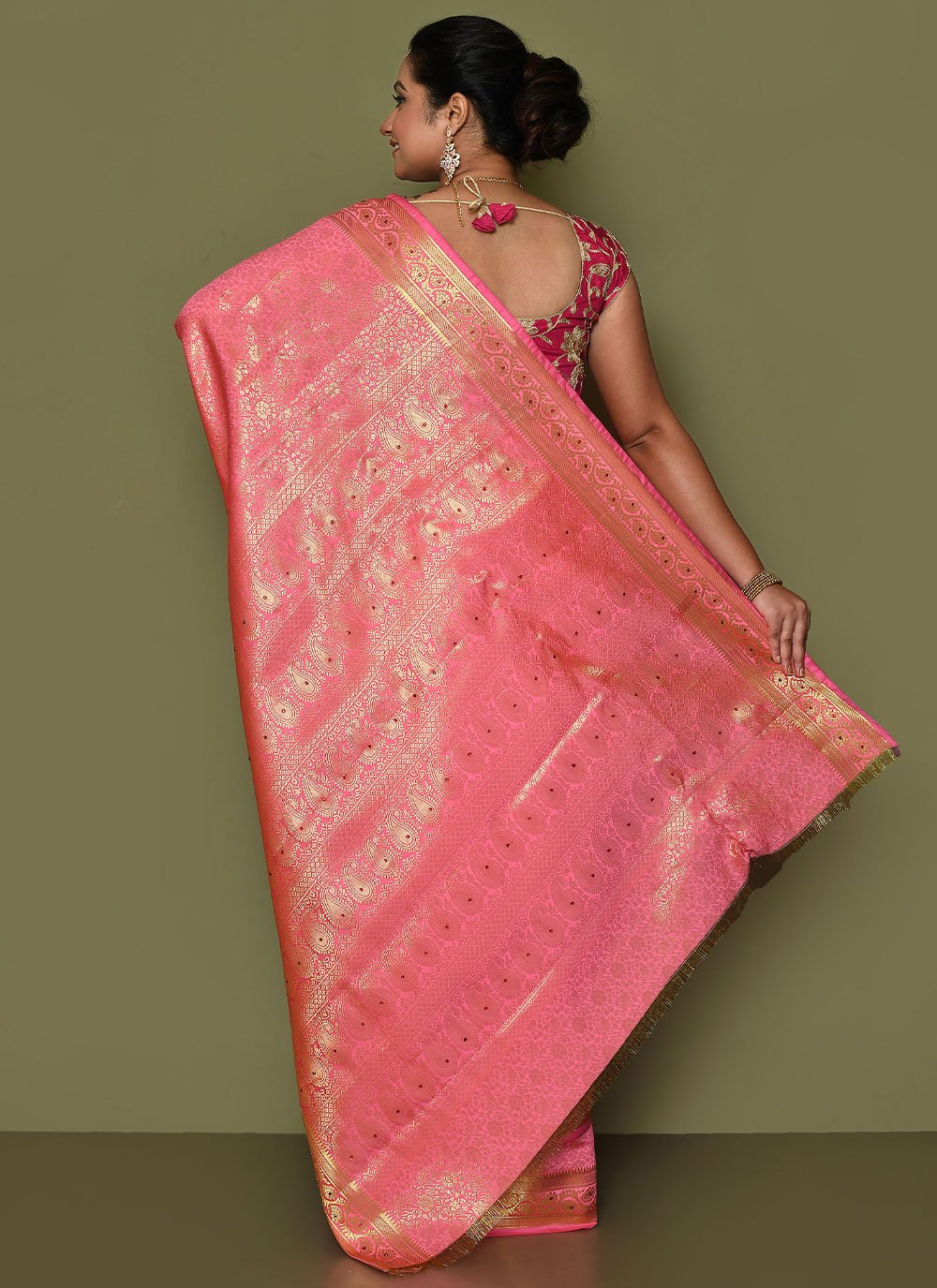 Classic Kanjivaram Silk Pink Weaving Saree