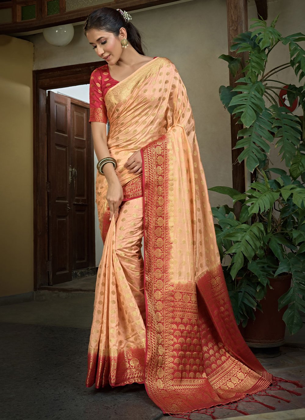 Trendy Saree Banarasi Silk Peach Weaving Saree