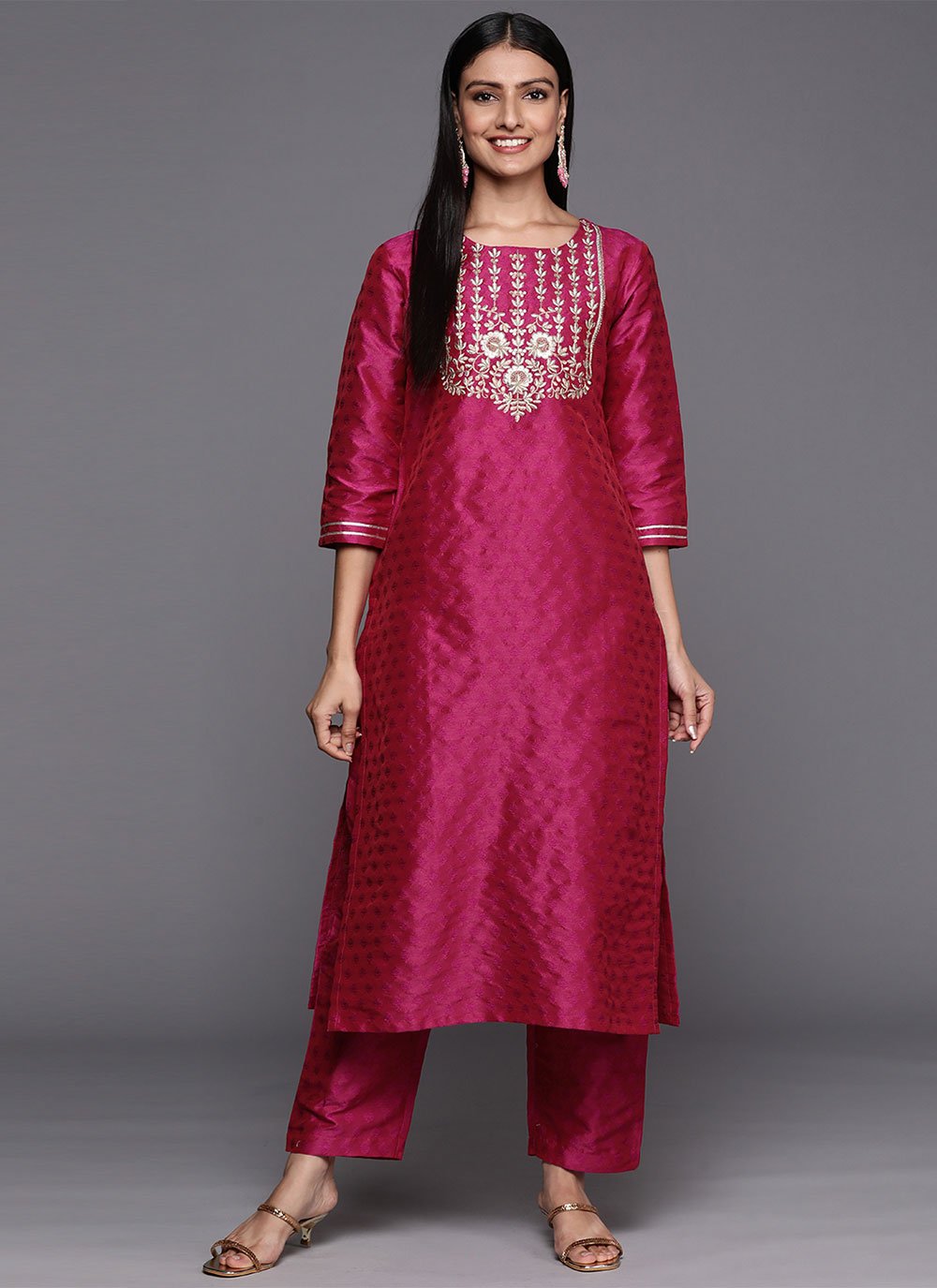 Casual Kurti Silk Blend Pink Embroidered Kurtis