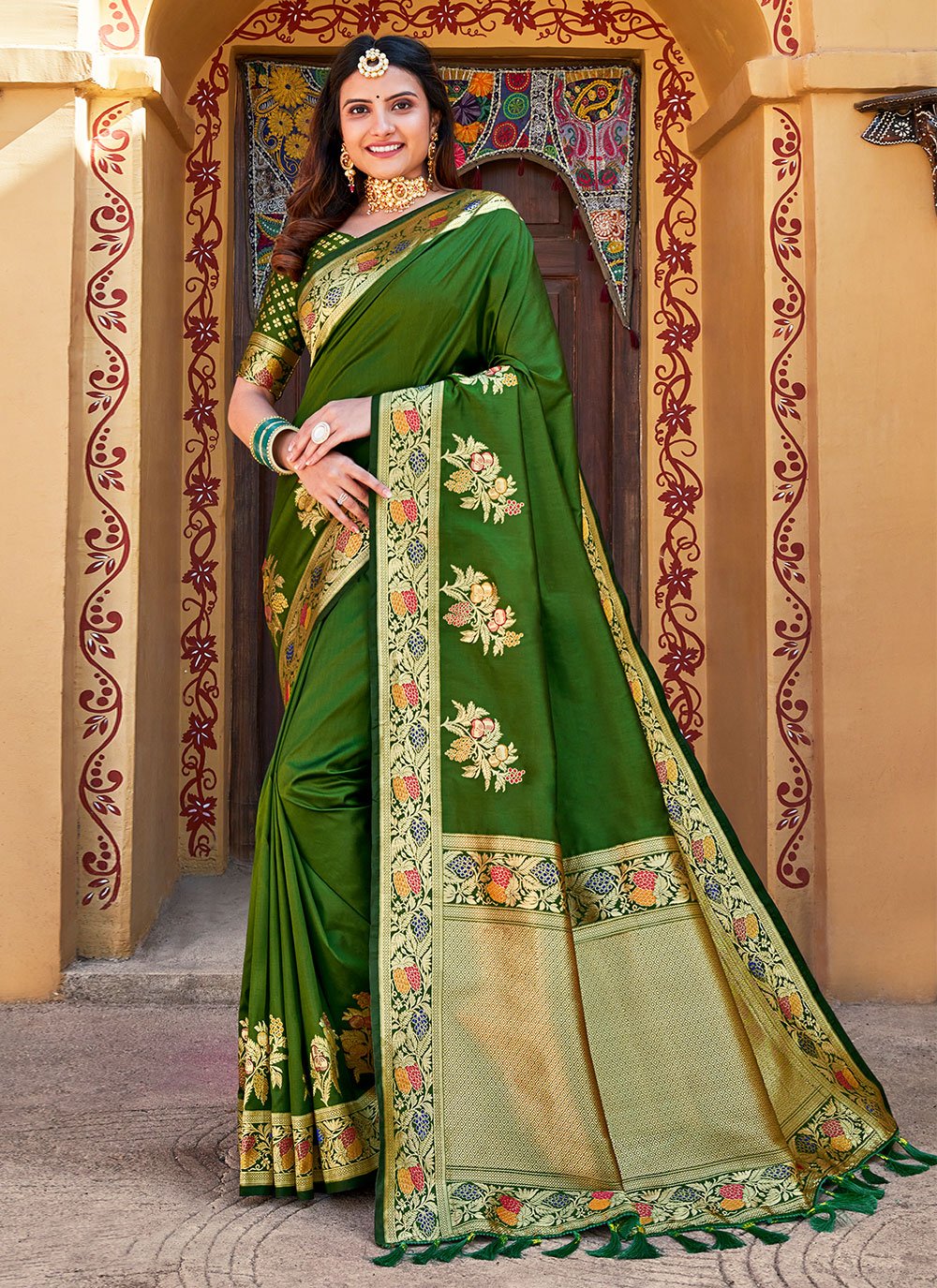 Trendy Saree Silk Green Patch Border Saree