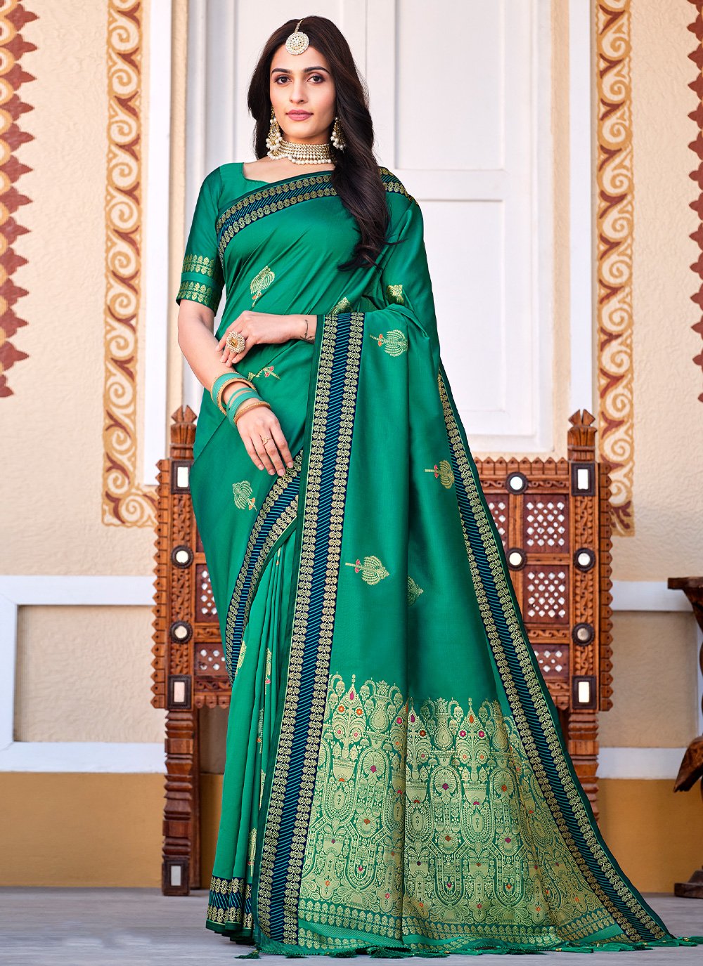 Trendy Saree Silk Green Patch Border Saree