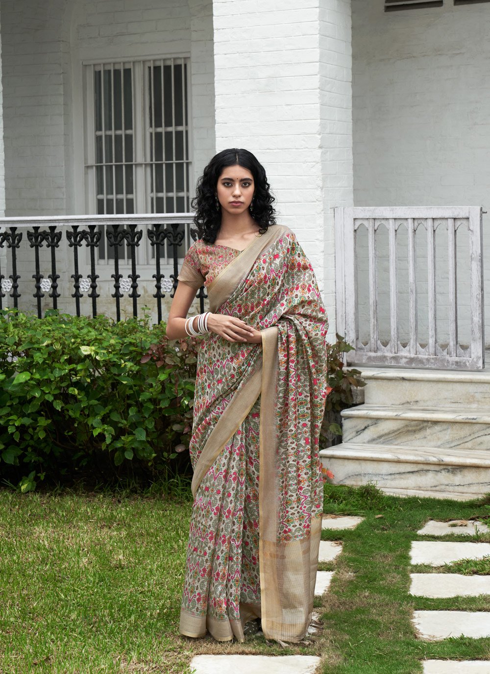 Classic Silk Off White Digital Print Saree