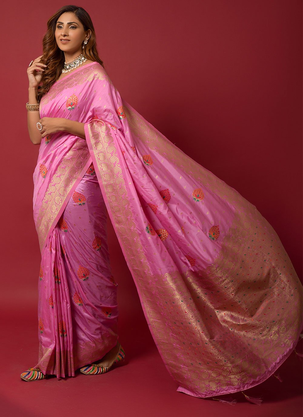 Classic Silk Pink Woven Saree