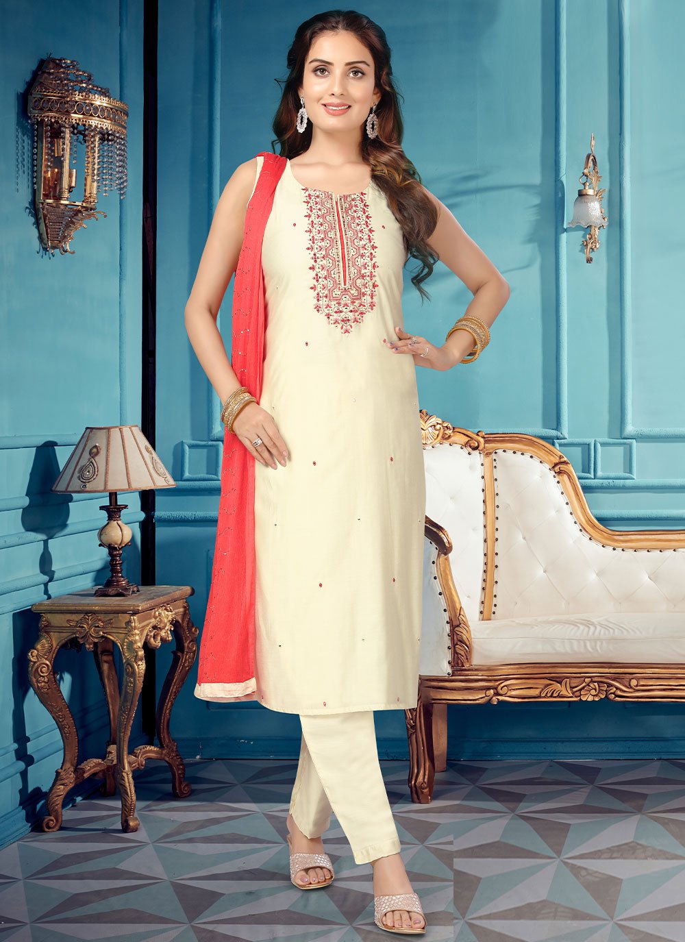 Salwar Suit Silk Cream Embroidered Salwar Kameez