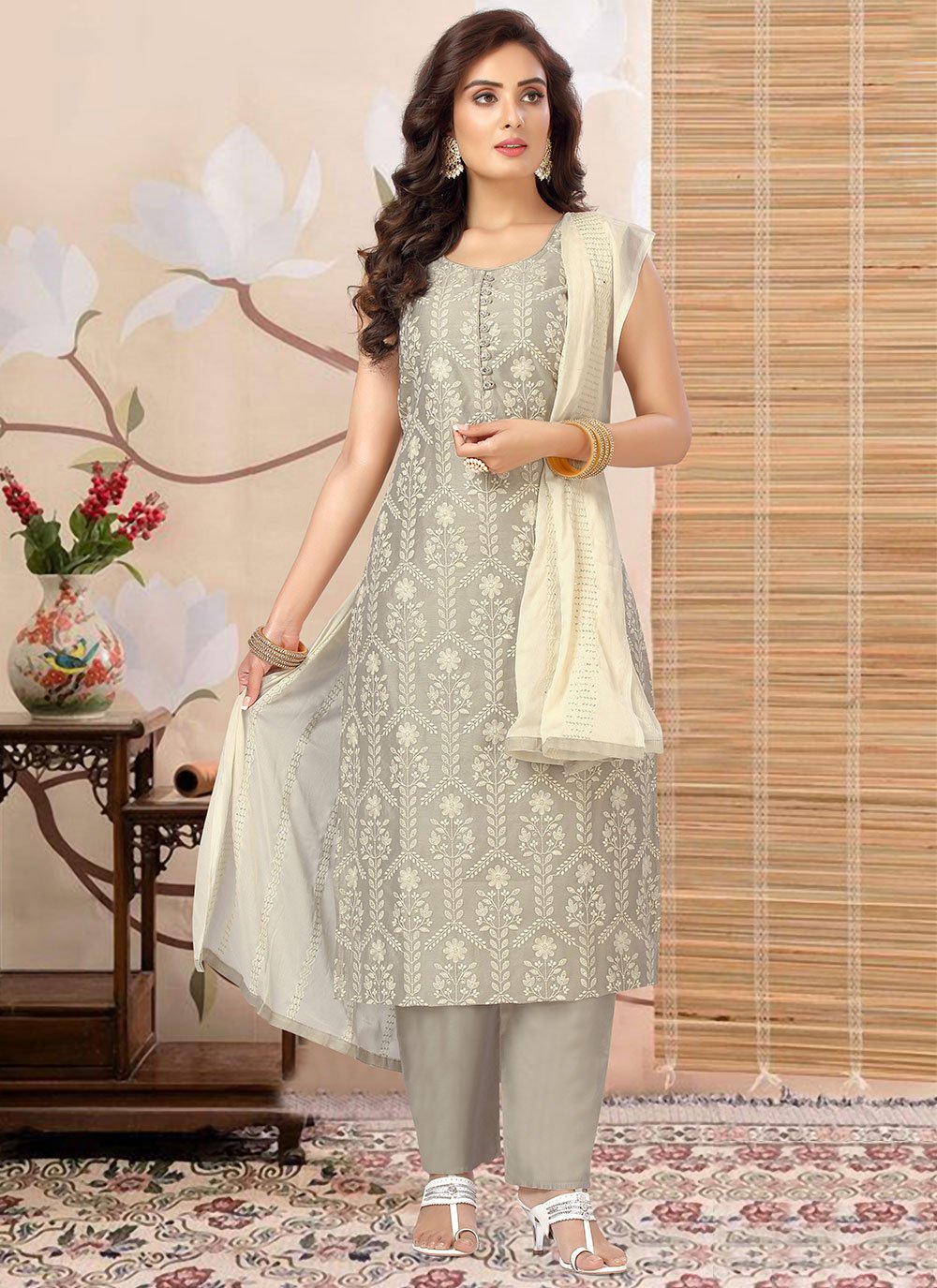 Salwar Suit Silk Grey Embroidered Salwar Kameez
