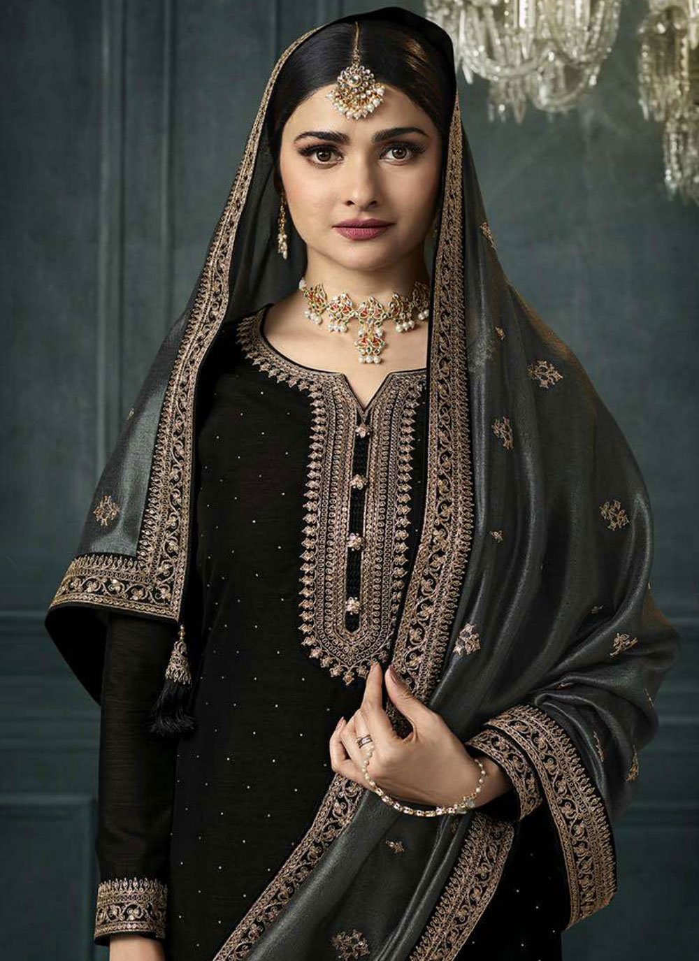 Pakistani Salwar Suit Georgette Silk Black Embroidered Salwar Kameez