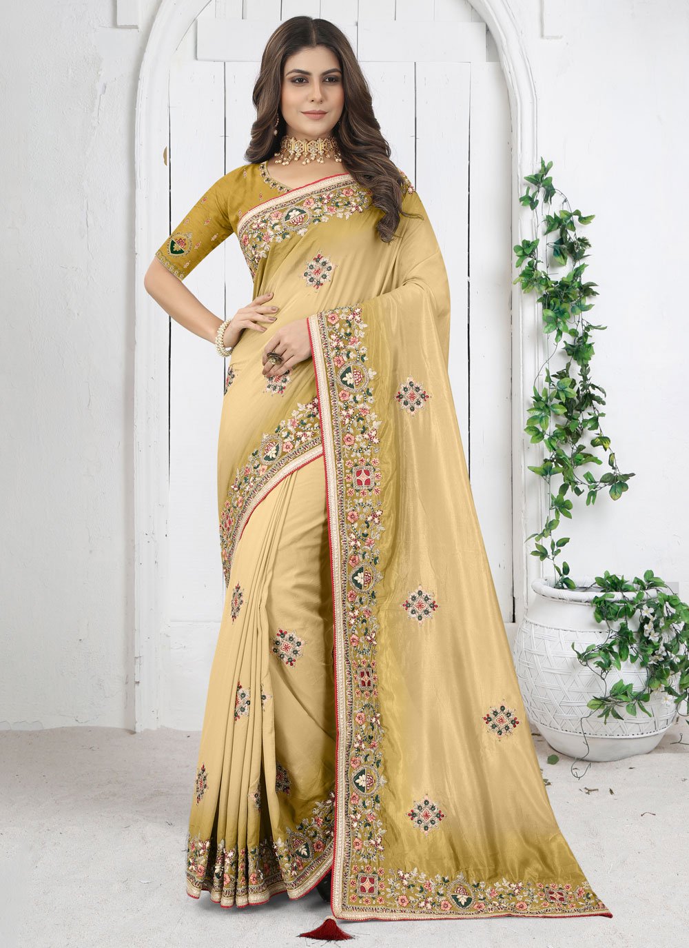 Trendy Saree Silk Yellow Diamond Saree