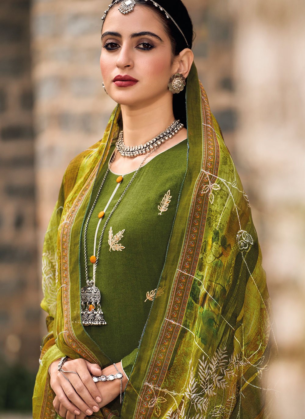 Pakistani Salwar Suit Silk Green Embroidered Salwar Kameez