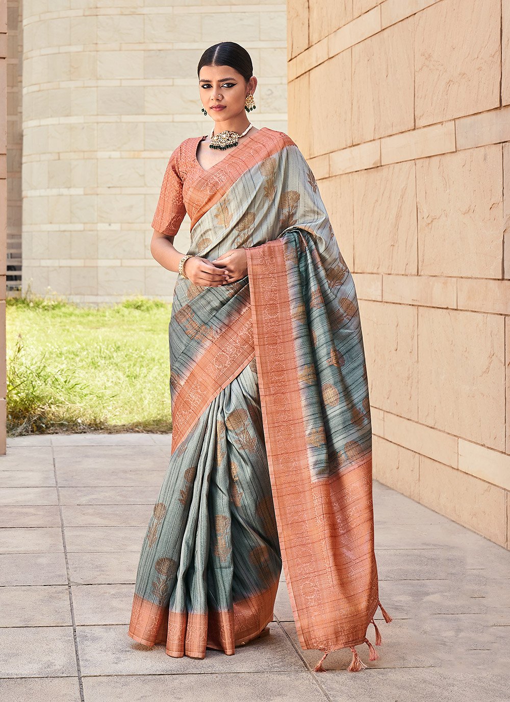 Shaded Saree Silk Grey Digital Print Saree