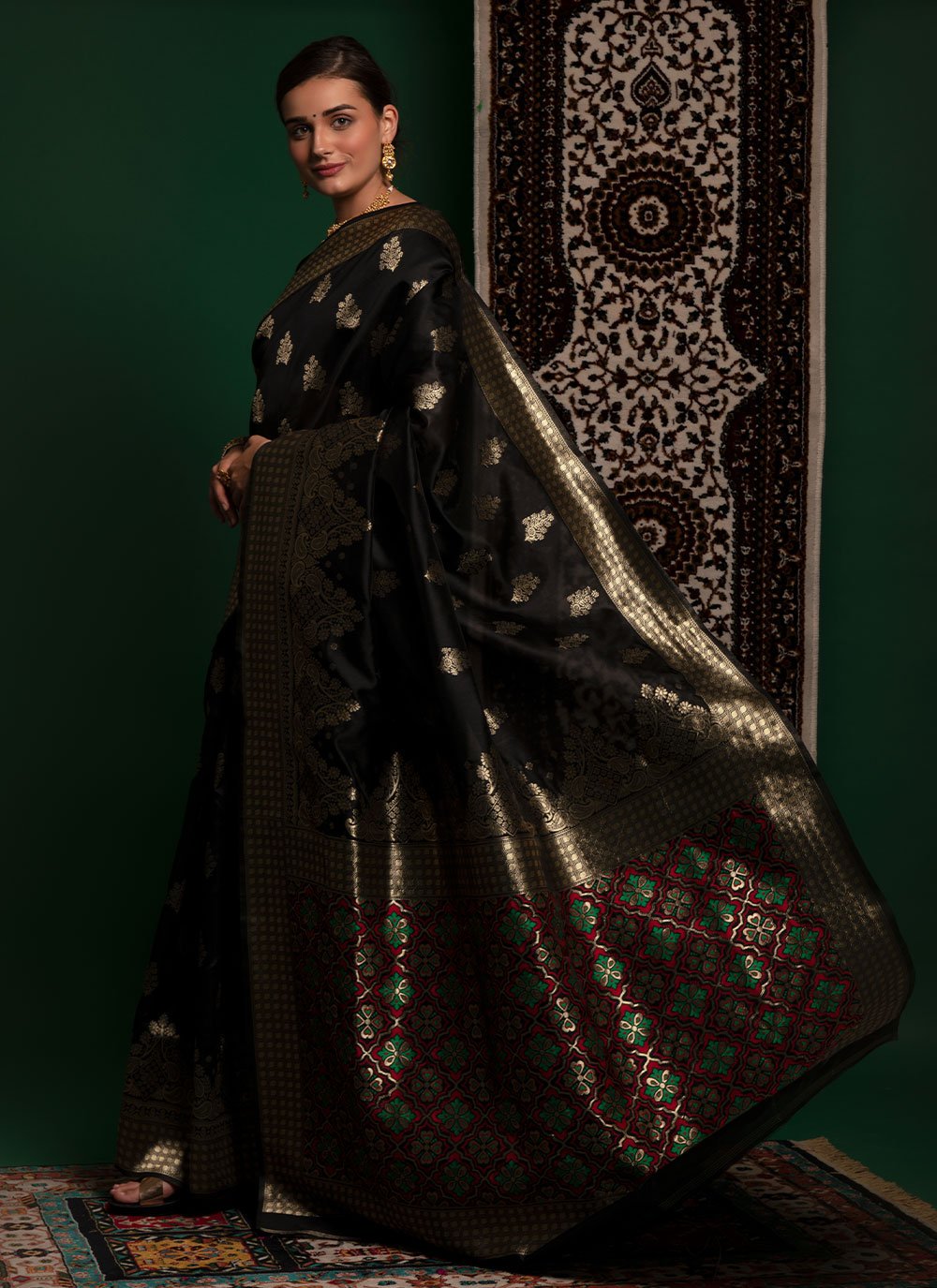 Contemporary Silk Black Weaving Saree