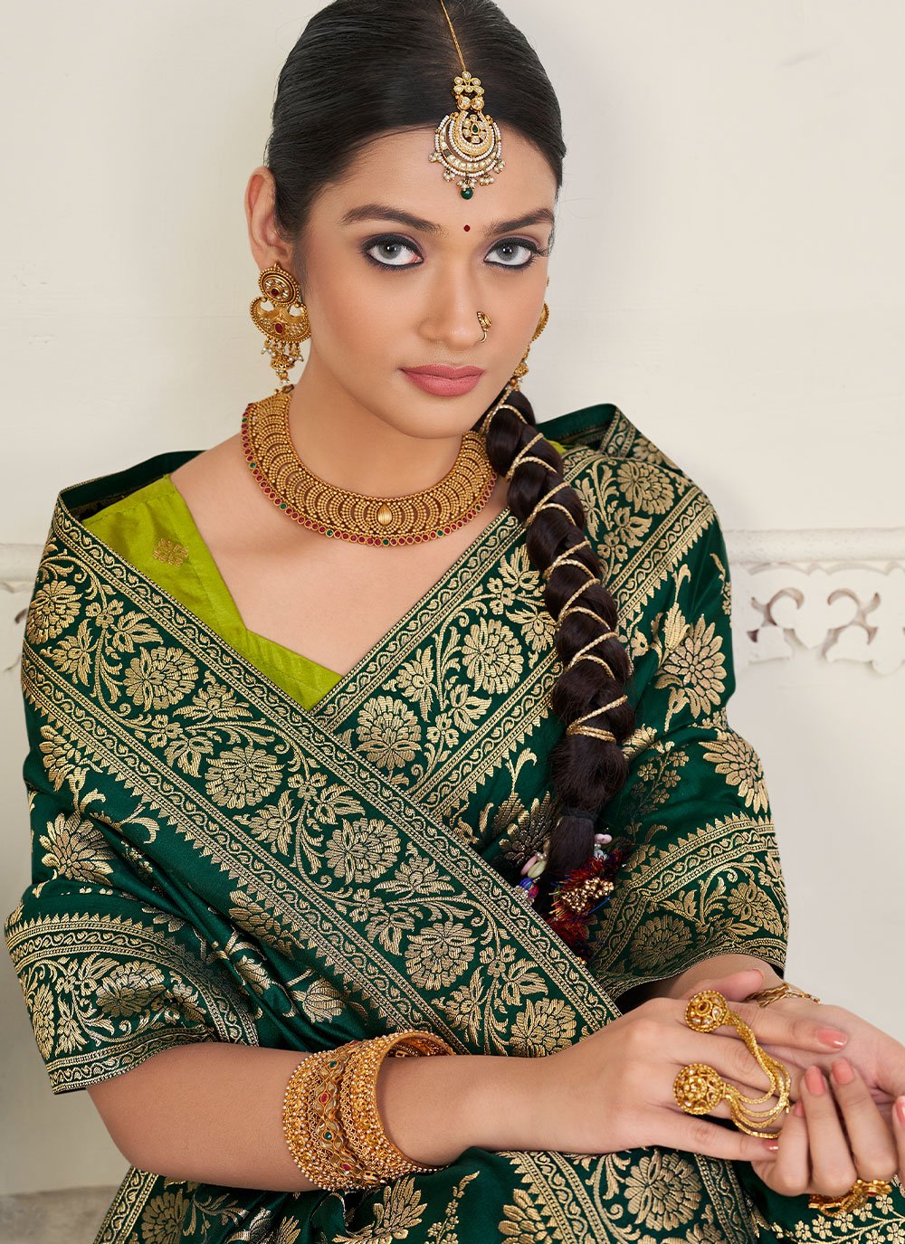 Contemporary Silk Green Weaving Saree