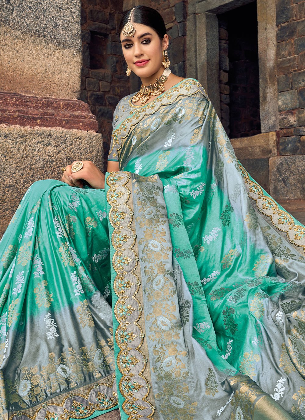 Trendy Saree Silk Green Weaving Saree