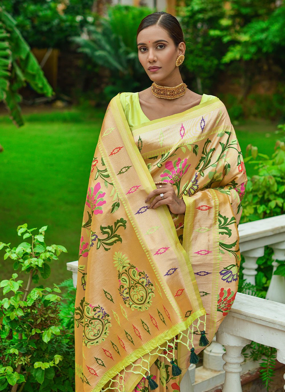 Contemporary Silk Green Woven Saree