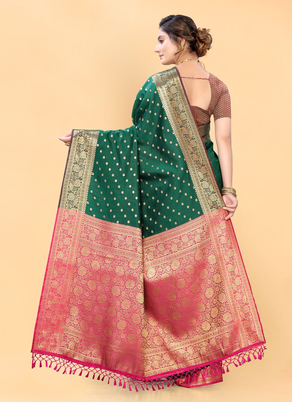 Classic Silk Green Woven Saree