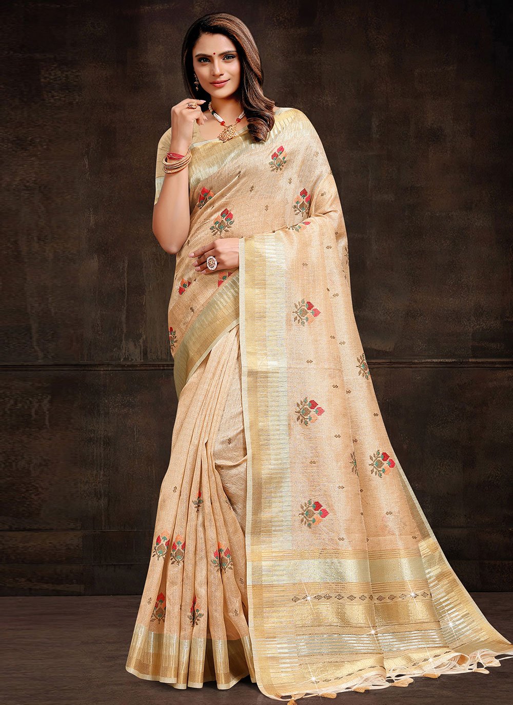 Trendy Saree Linen Tissue Gold Floral Patch Saree