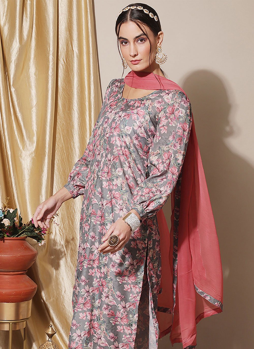 Straight Salwar Suit Muslin Grey Digital Print Salwar Kameez