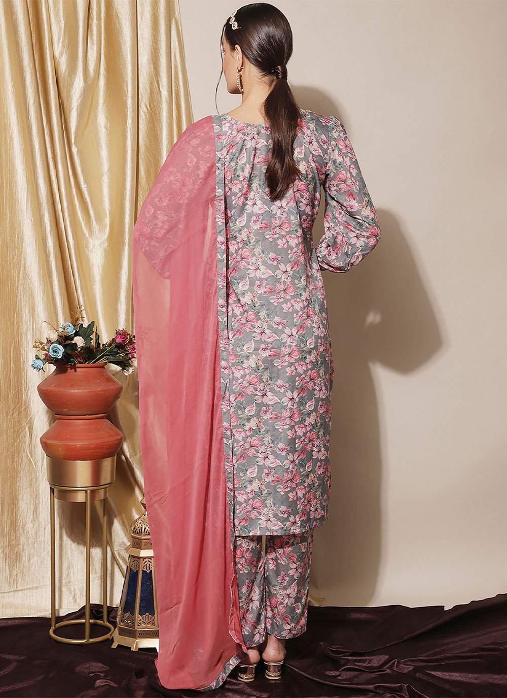 Straight Salwar Suit Muslin Grey Digital Print Salwar Kameez