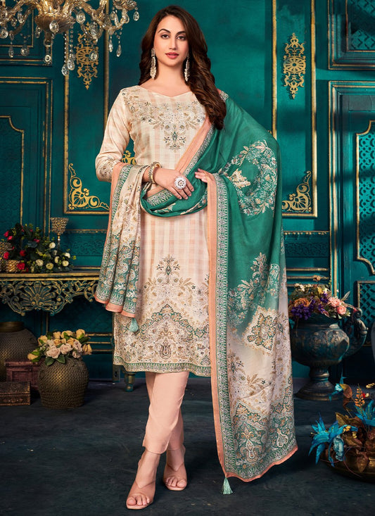 Salwar Suit Muslin Peach Digital Print Salwar Kameez