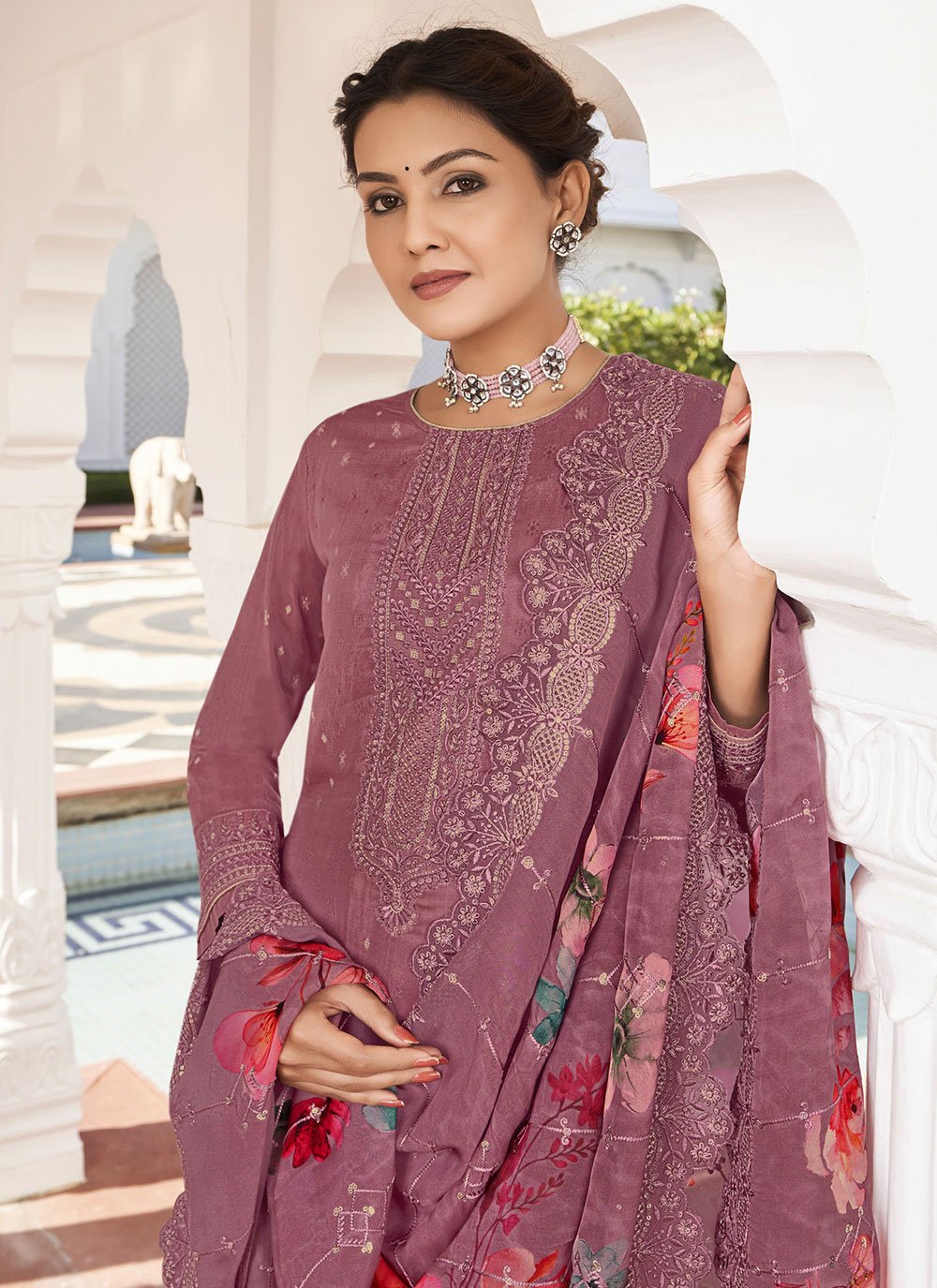 Salwar Suit Georgette Mauve Embroidered Salwar Kameez