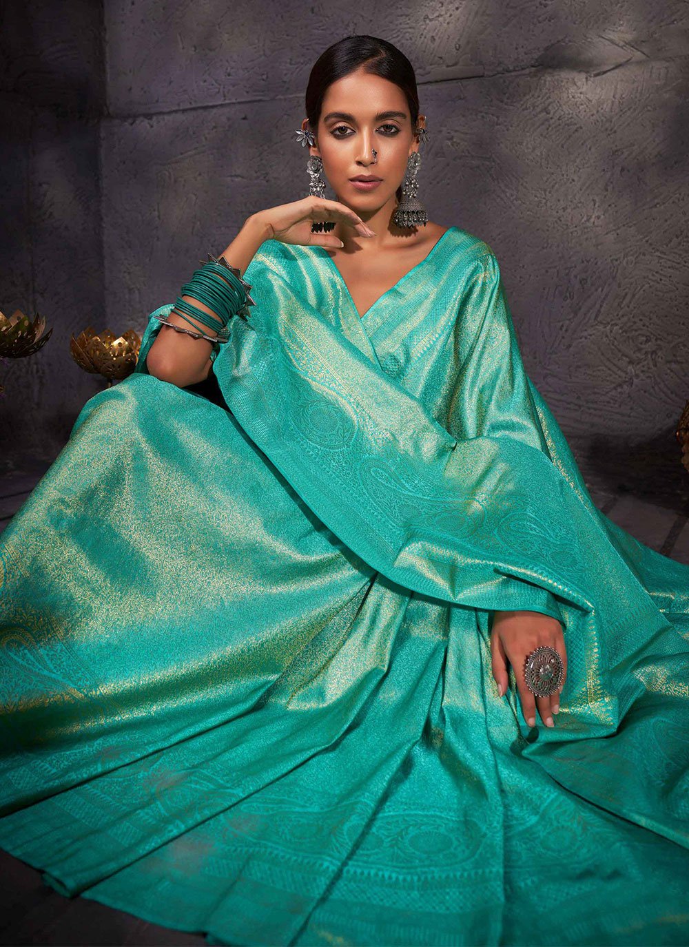 Contemporary Kanjivaram Silk Turquoise Woven Saree