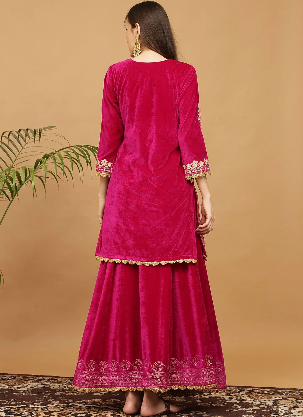 Casual Kurti Velvet Rani Embroidered Kurtis