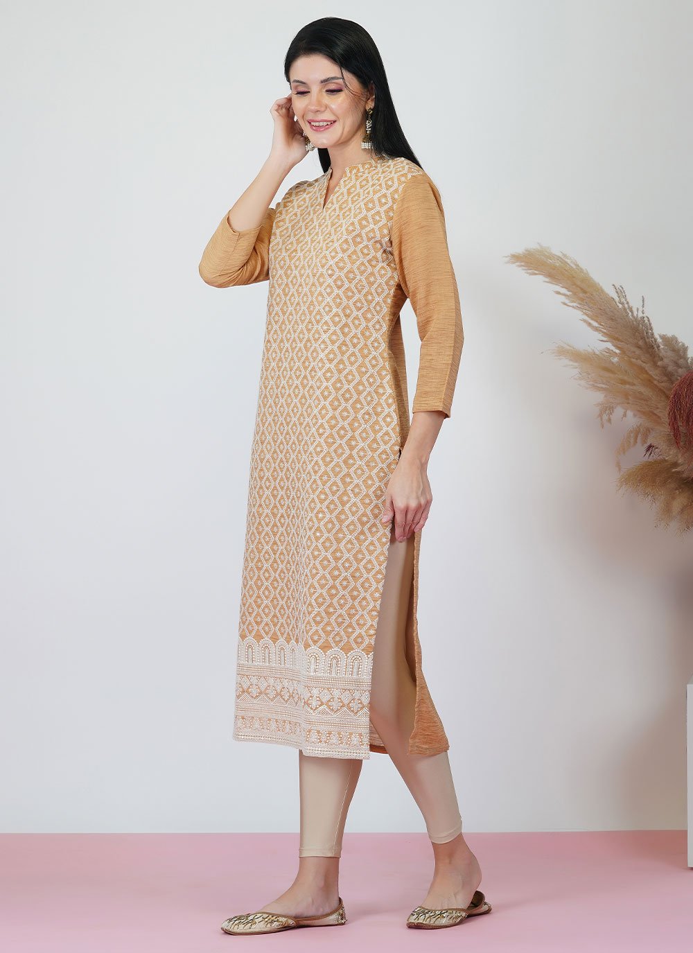 Casual Kurti Viscose Peach Embroidered Kurtis