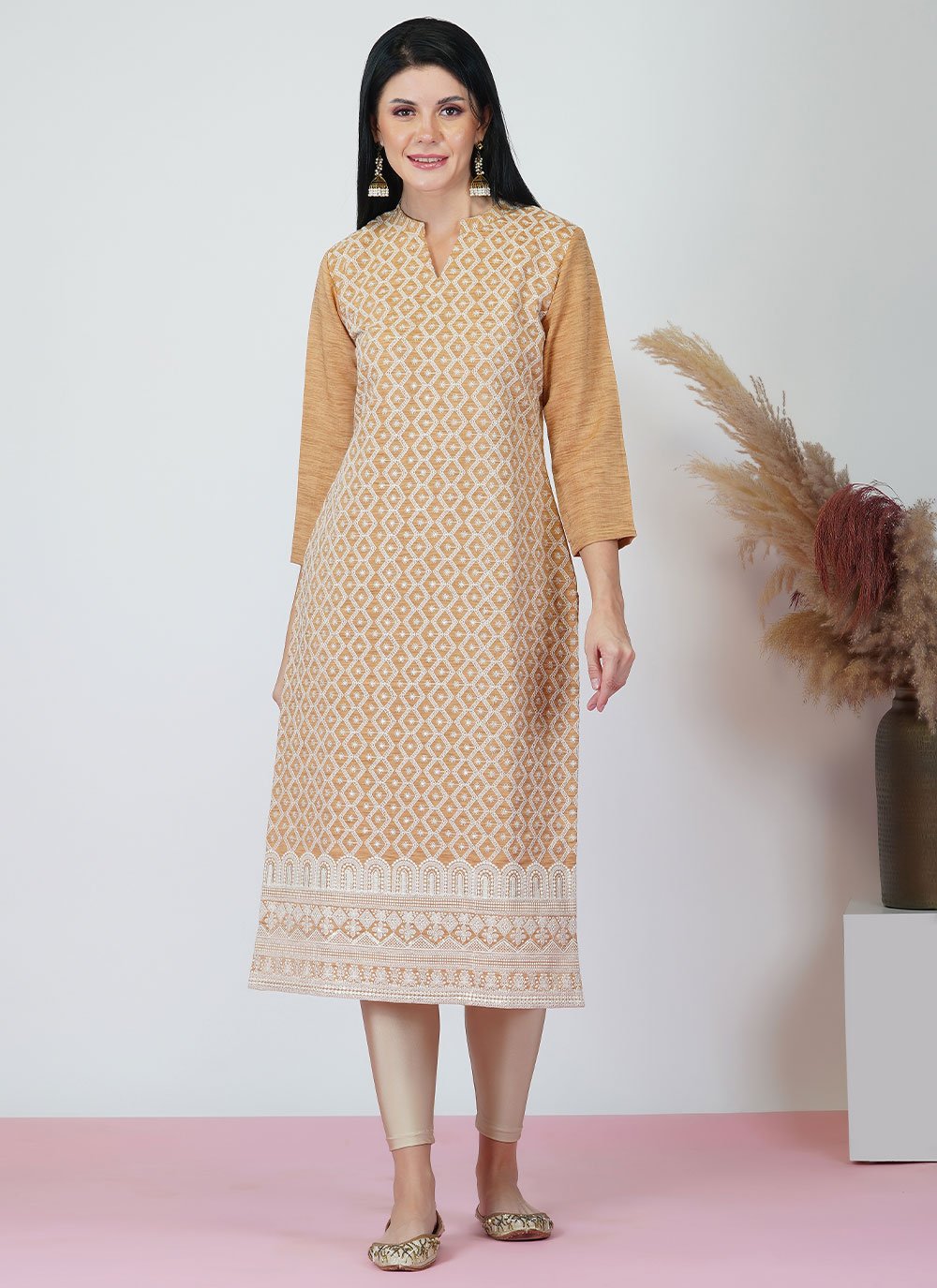 Casual Kurti Viscose Peach Embroidered Kurtis