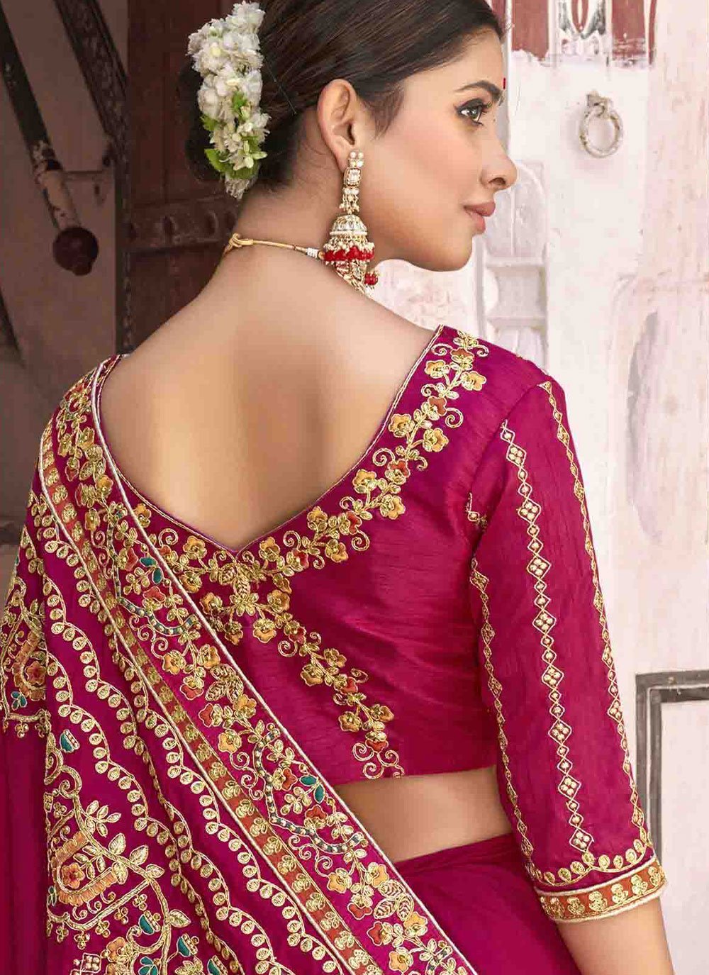 Traditional Saree Silk Viscose Rani Diamond Saree