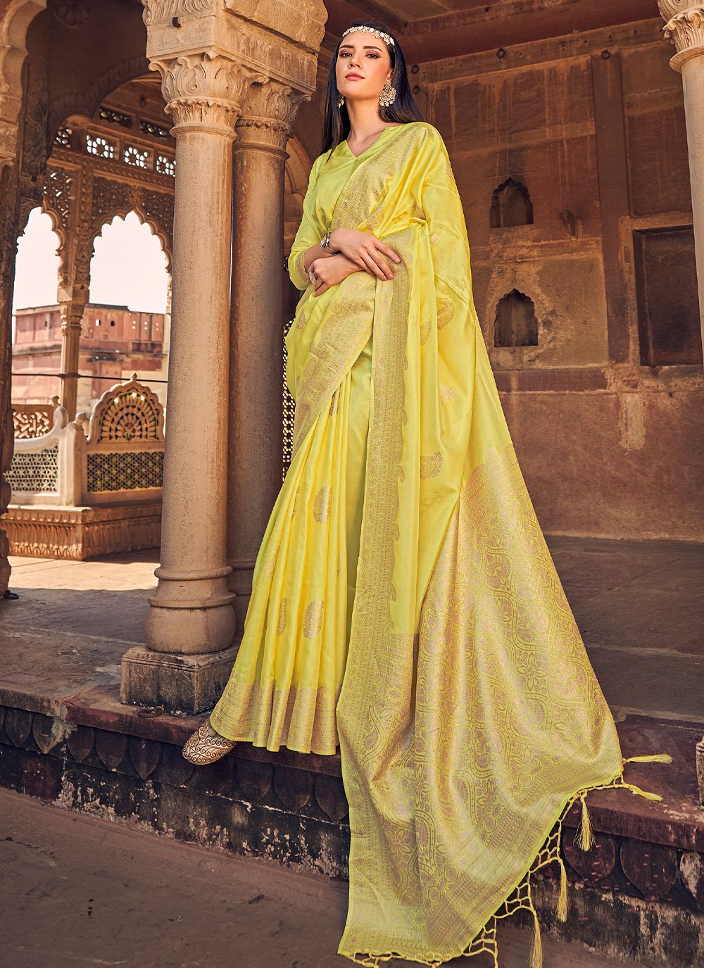 Contemporary Silk Viscose Yellow Weaving Saree