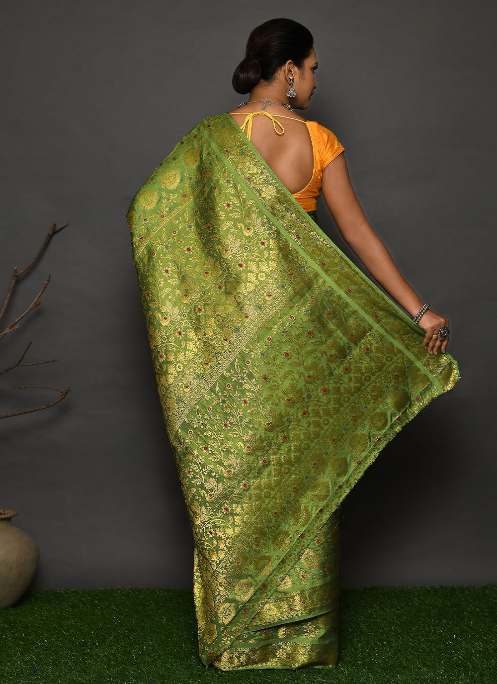 Trendy Saree Kanjivaram Silk Green Weaving Saree